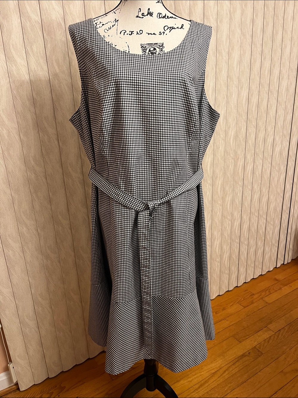 Talbots Sleeveless Black and White Lined Gingham Tie-Waist Dress